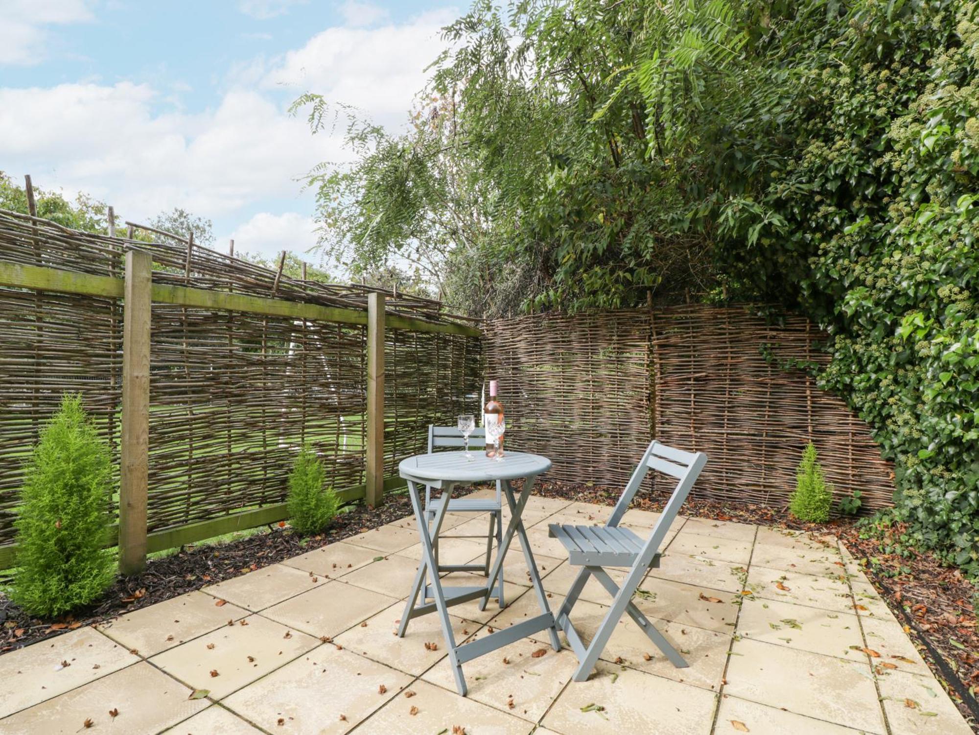 The Coach House Apartment Tewkesbury Exterior photo