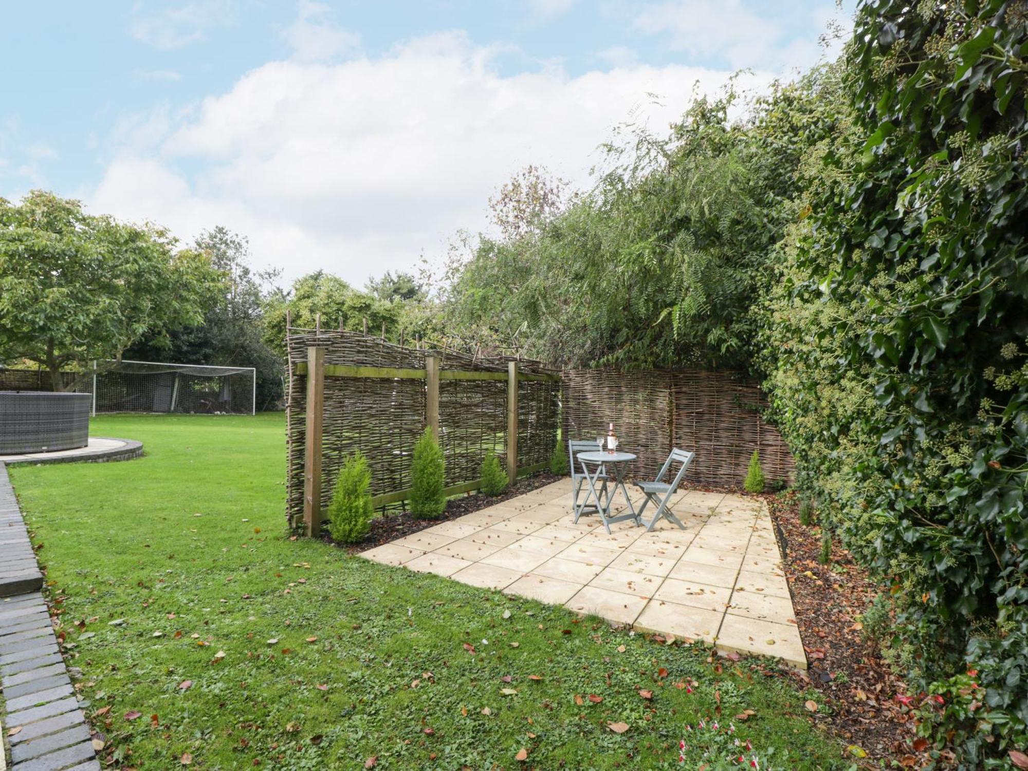 The Coach House Apartment Tewkesbury Exterior photo